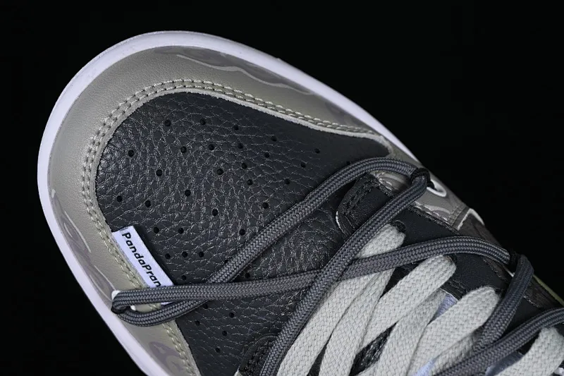 All Categories Nk SB Dunk Series Nk SB Dunk Low Low-top sneakers Nk Dunk Low Panda Prank-Moon Deconstruction Workwear style SB strap low-top casual sneakers FB3354-001